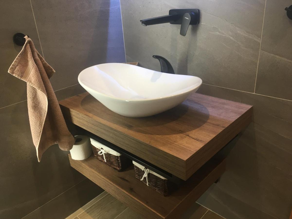 Apartmán s výhľadom na štíty Ovruč 312 Štrbské Pleso Exterior foto